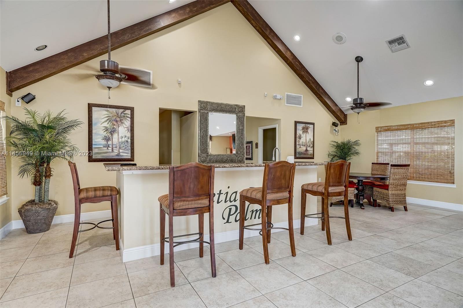 Venetian Palms - Residential