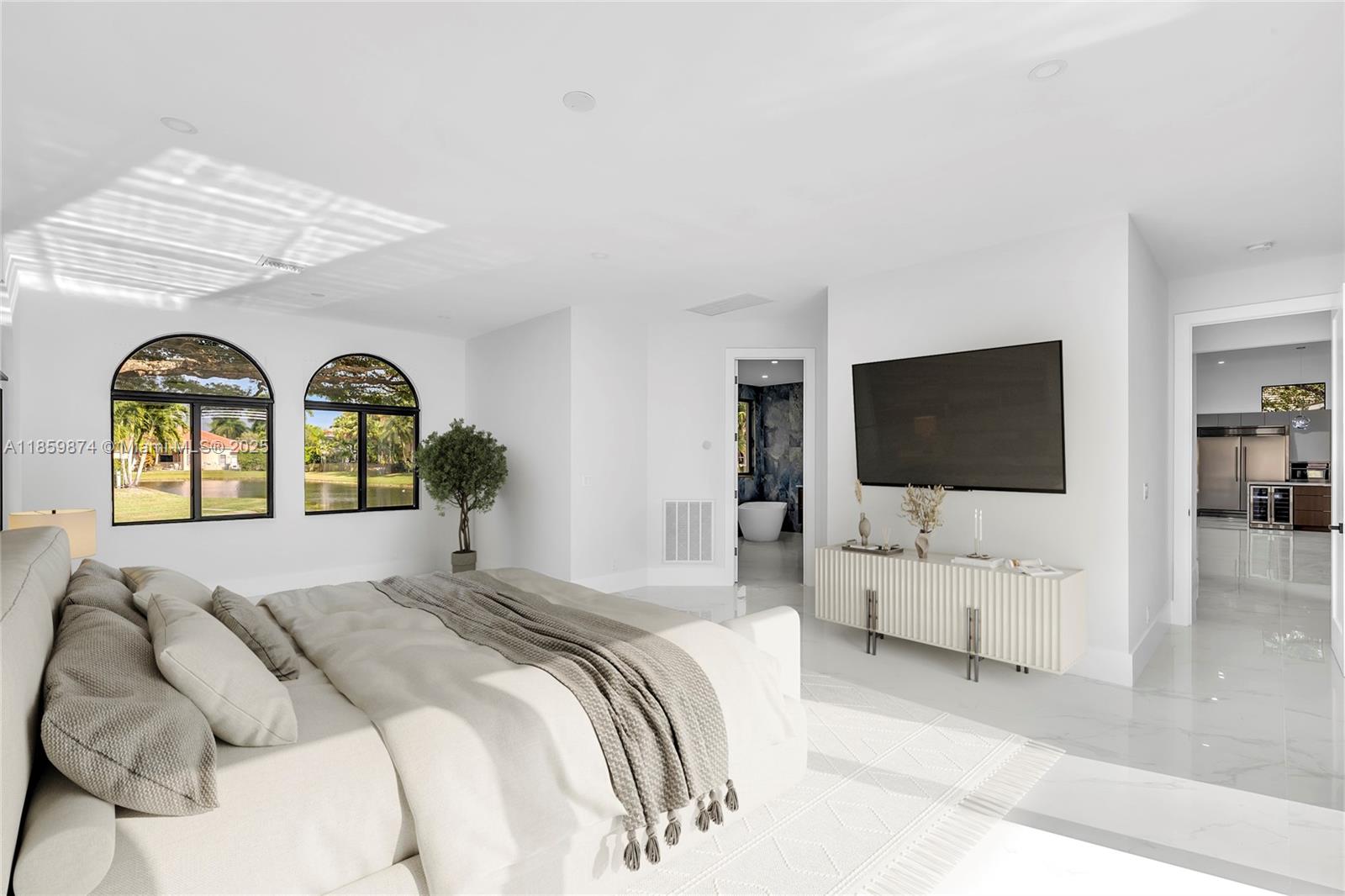 WESTON HILLS COUNTRY CLUB - Residential