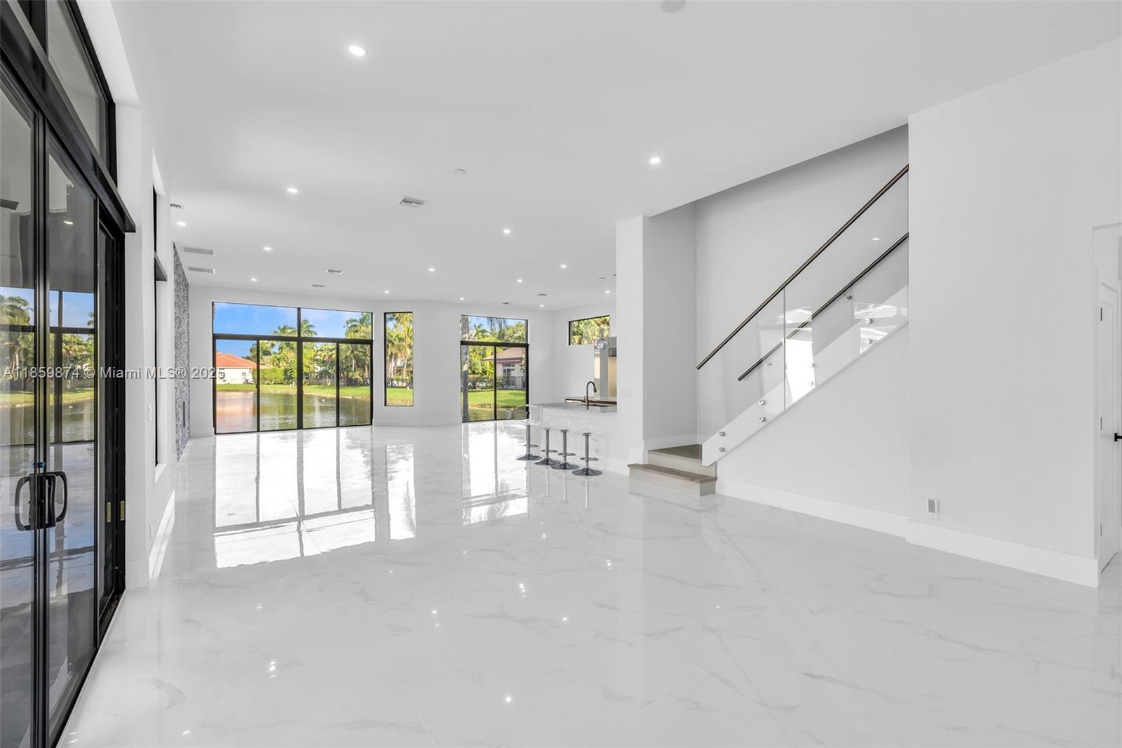 WESTON HILLS COUNTRY CLUB - Residential