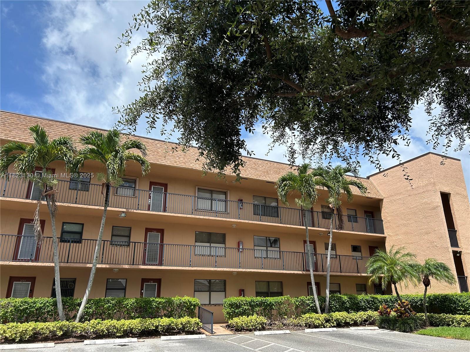 Property for Sale at 10300 Nw 30th Ct 111, Sunrise, Miami-Dade County, Florida - Bedrooms: 2 
Bathrooms: 2  - $110,000