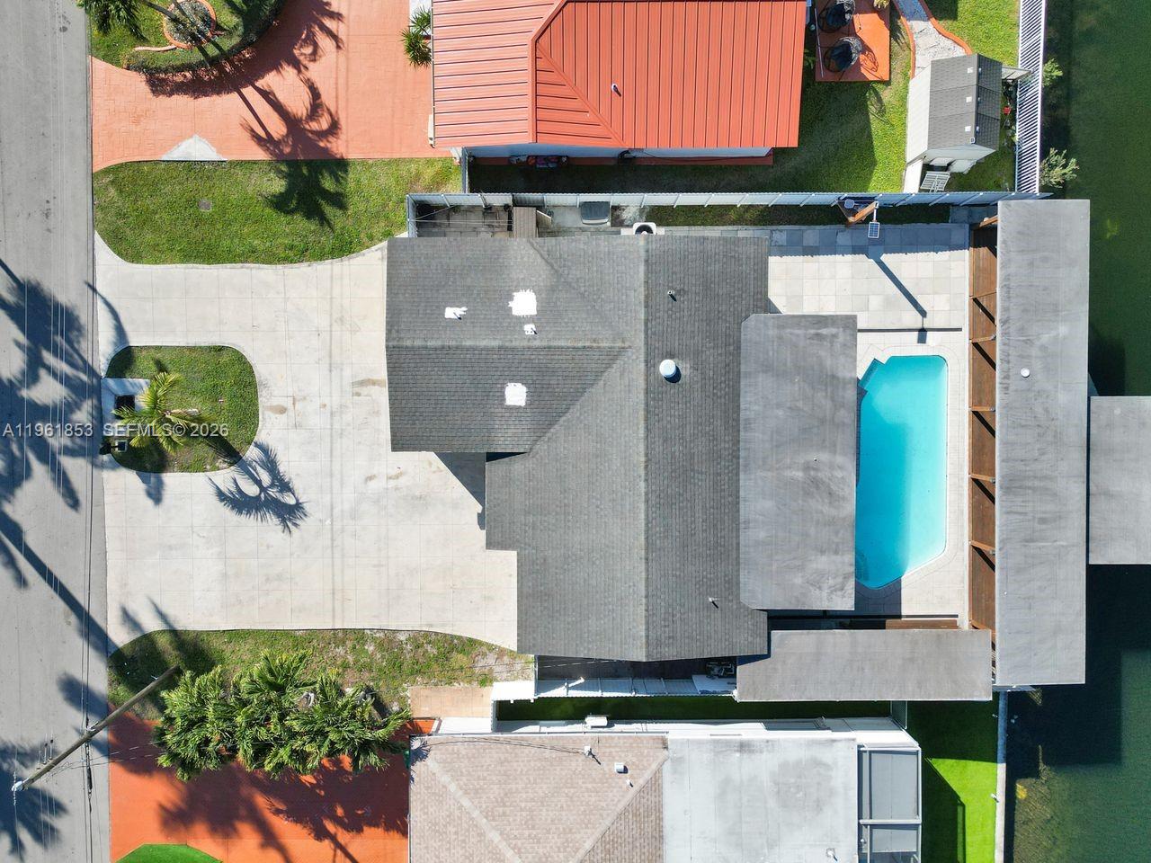 MIRAMAR ISLES SEC 3 - Residential