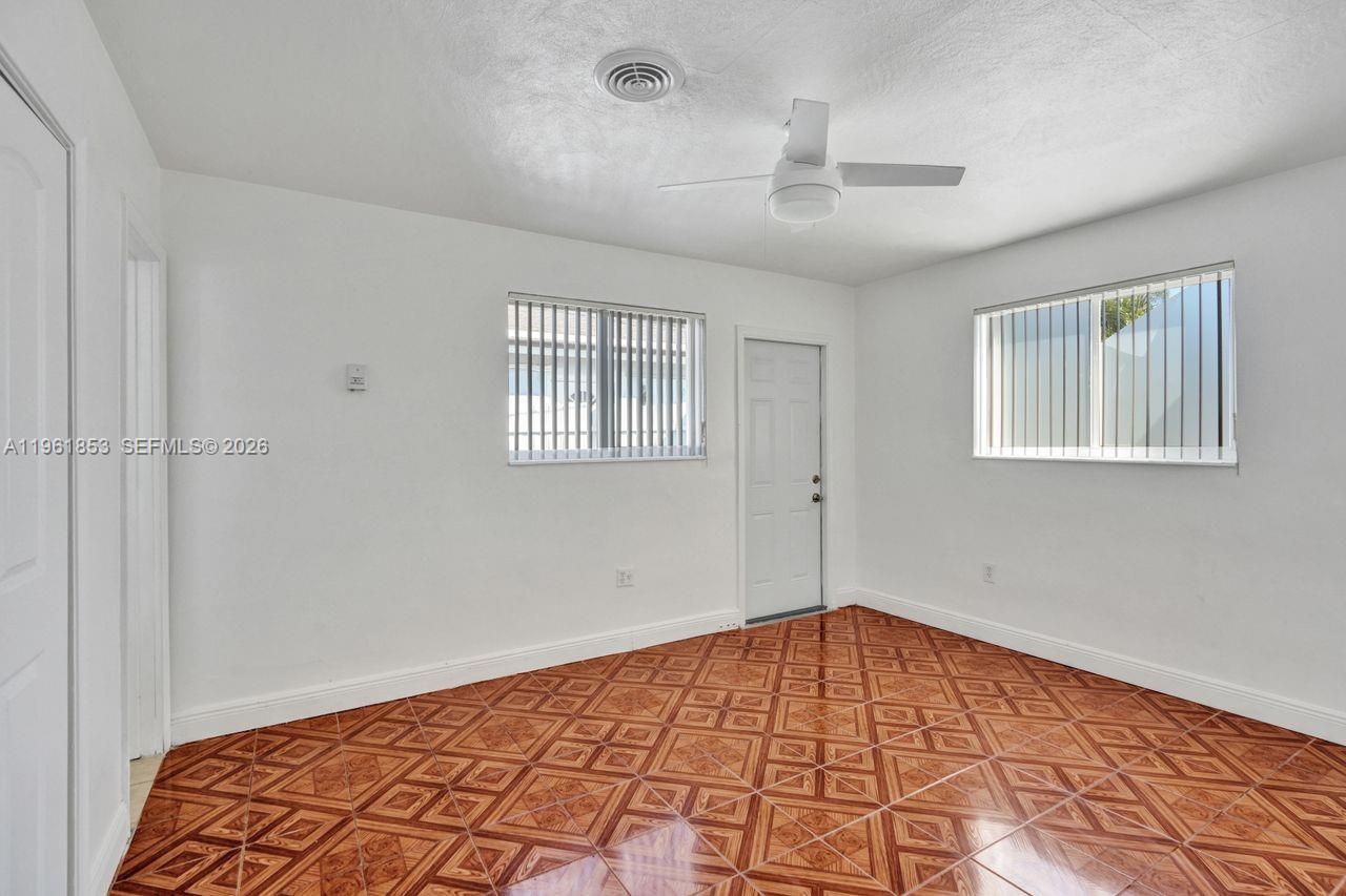 MIRAMAR ISLES SEC 3 - Residential