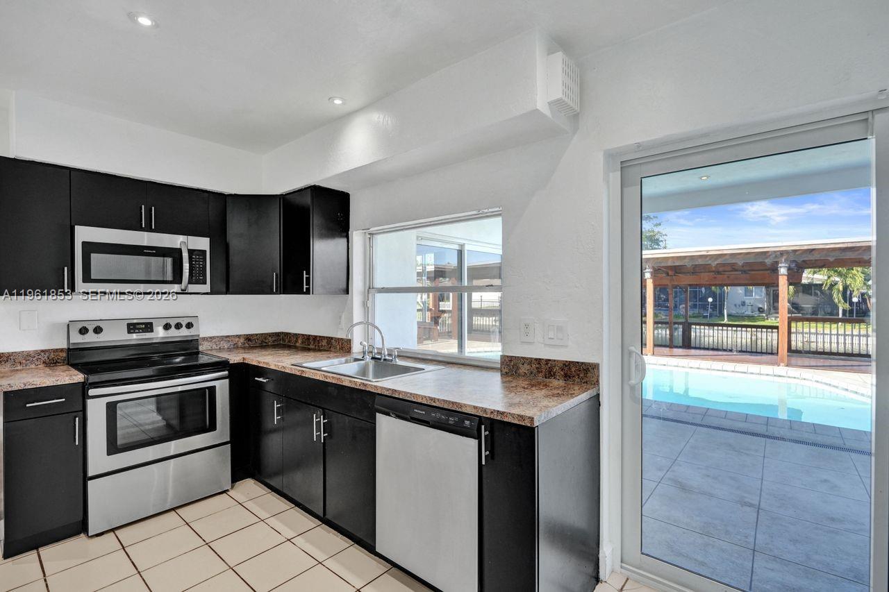 MIRAMAR ISLES SEC 3 - Residential