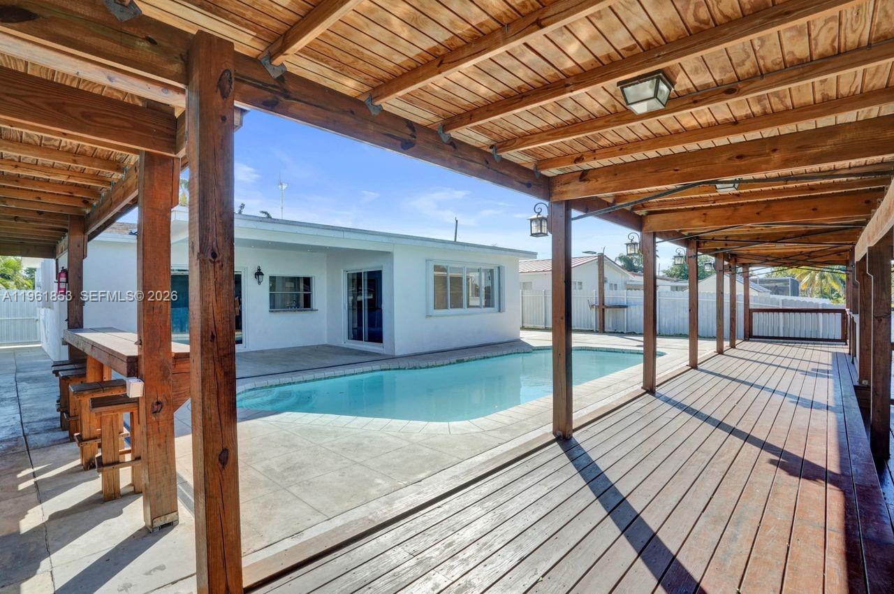 MIRAMAR ISLES SEC 3 - Residential