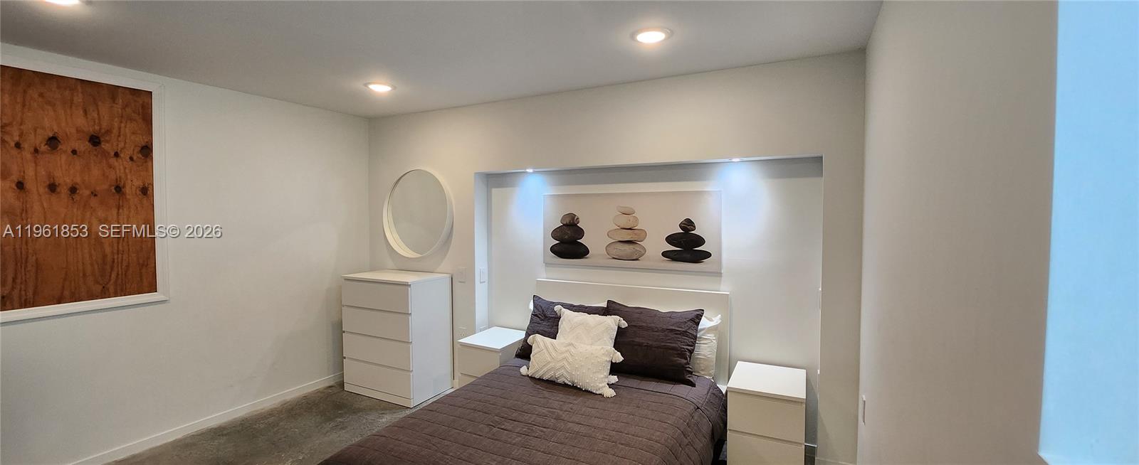 MIRAMAR ISLES SEC 3 - Residential