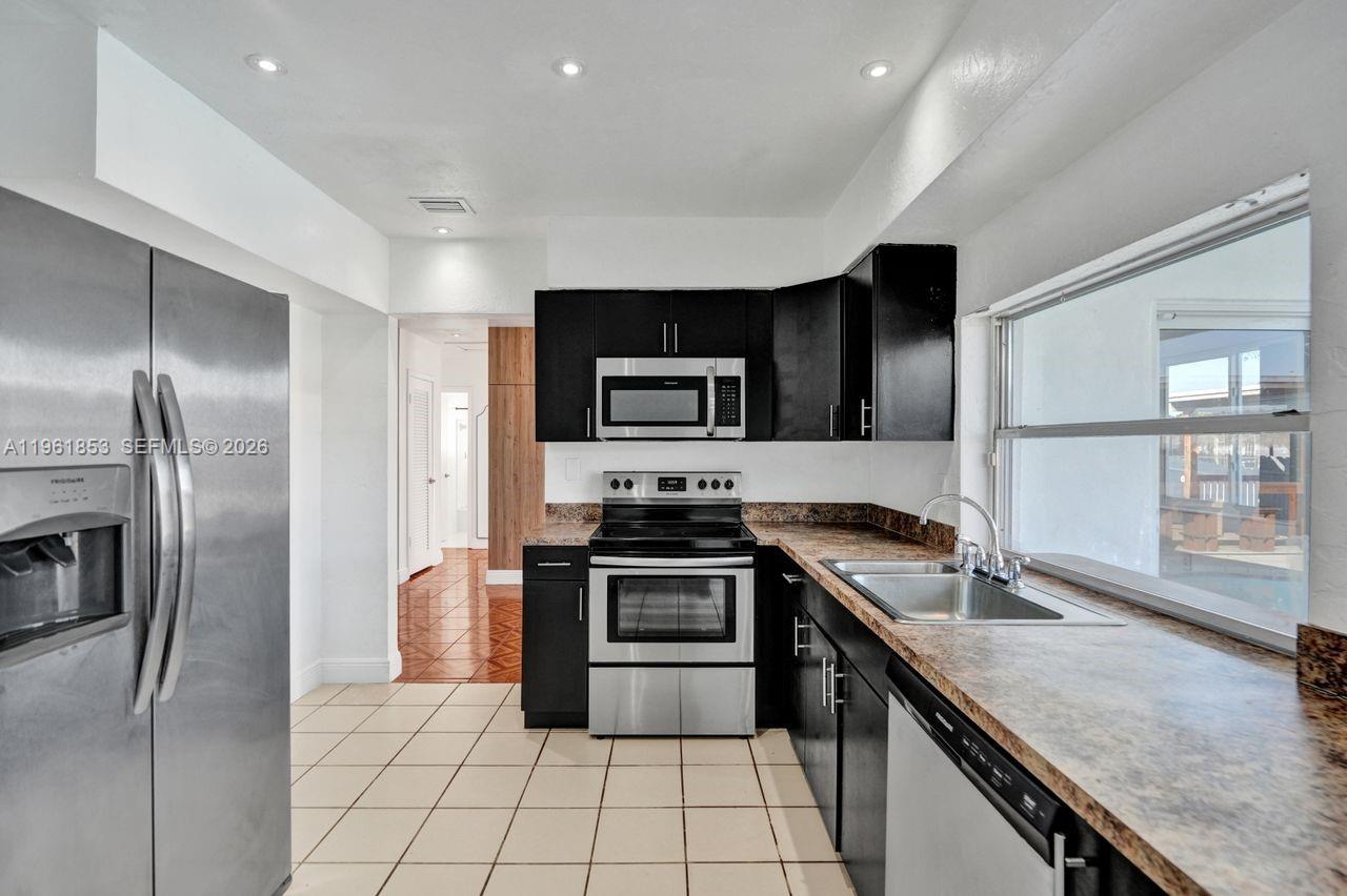 MIRAMAR ISLES SEC 3 - Residential