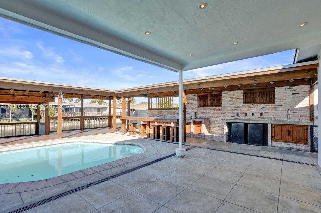 MIRAMAR ISLES SEC 3 - Residential