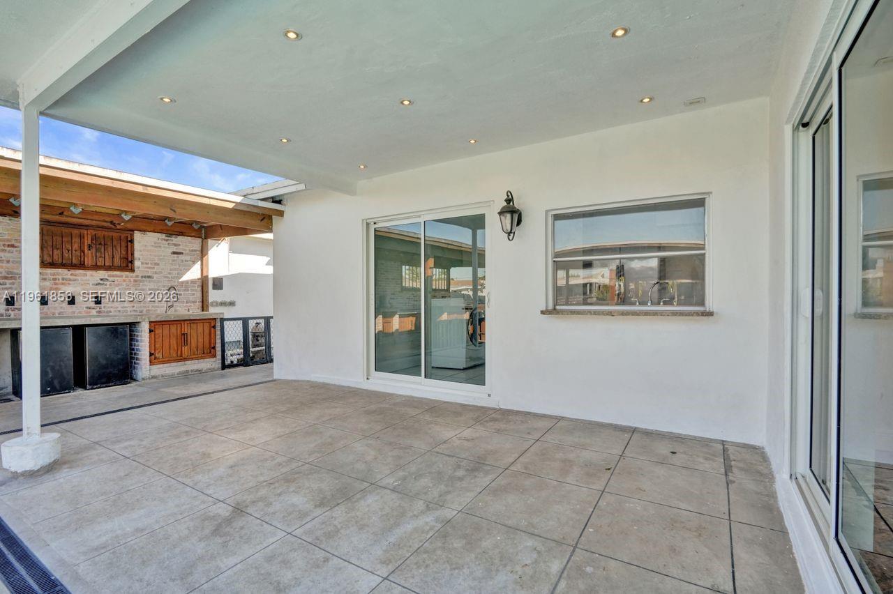 MIRAMAR ISLES SEC 3 - Residential