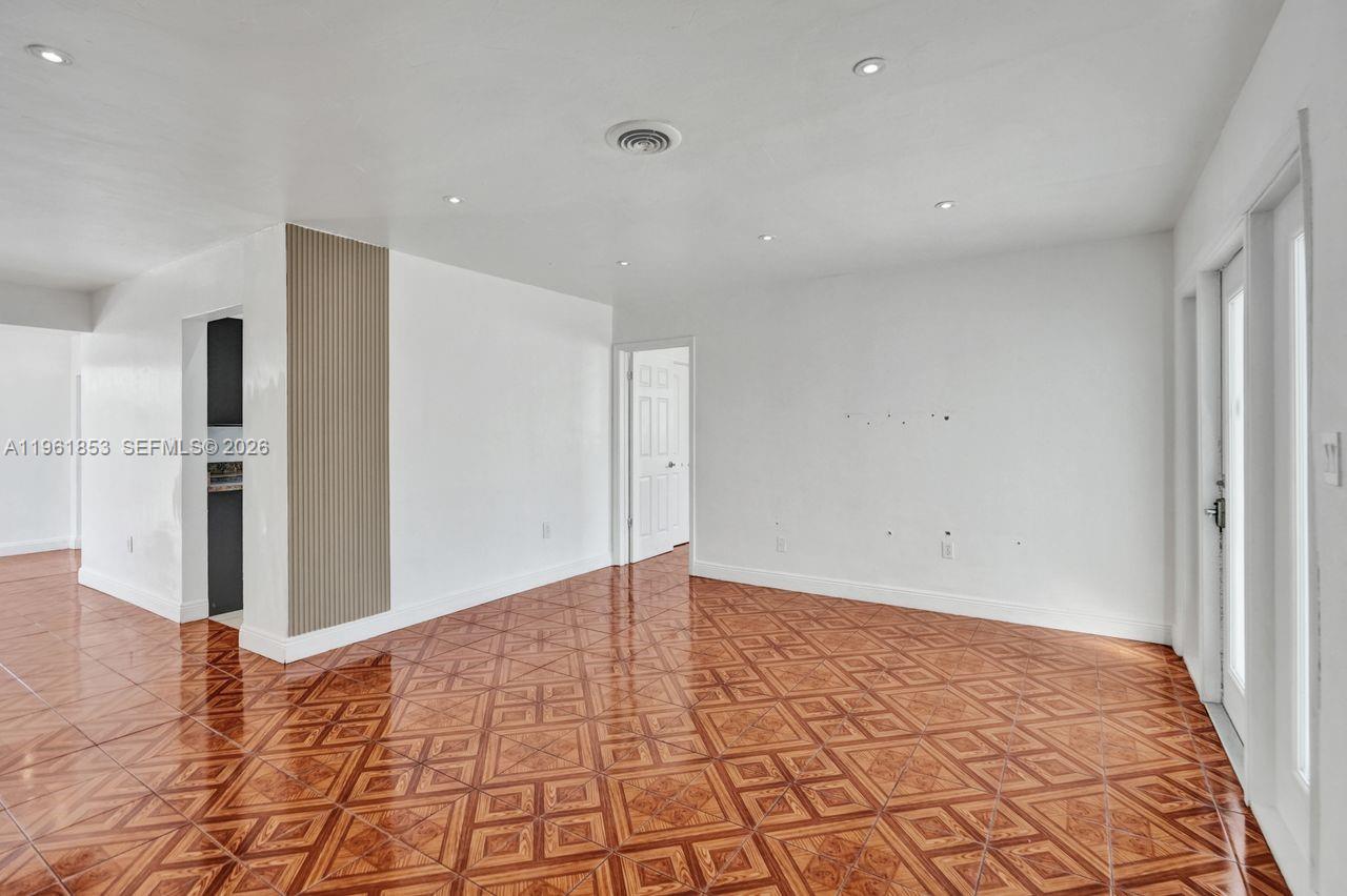 MIRAMAR ISLES SEC 3 - Residential