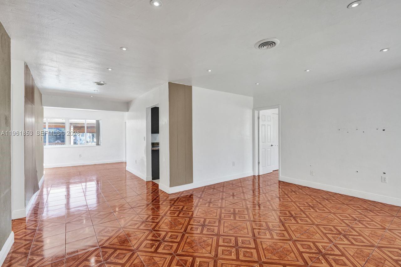 MIRAMAR ISLES SEC 3 - Residential