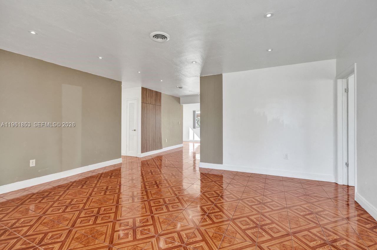 MIRAMAR ISLES SEC 3 - Residential