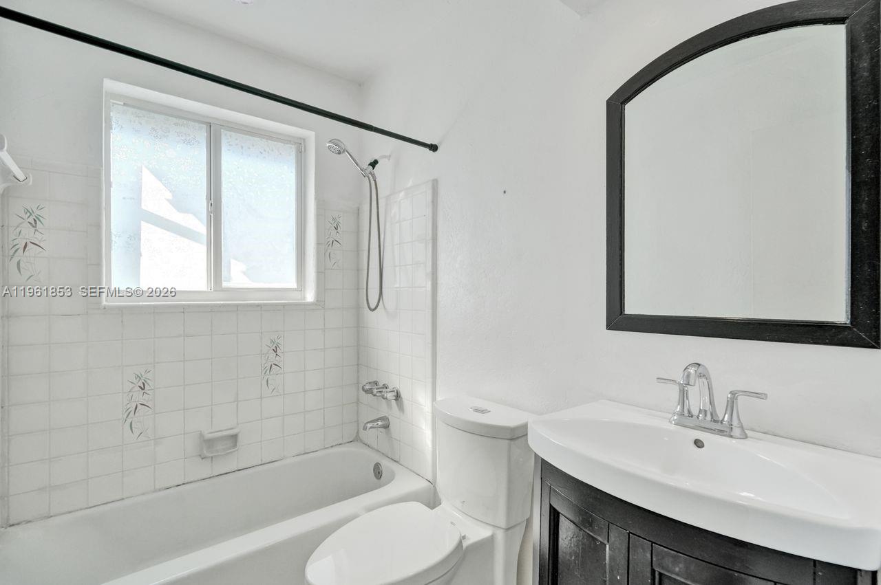 MIRAMAR ISLES SEC 3 - Residential