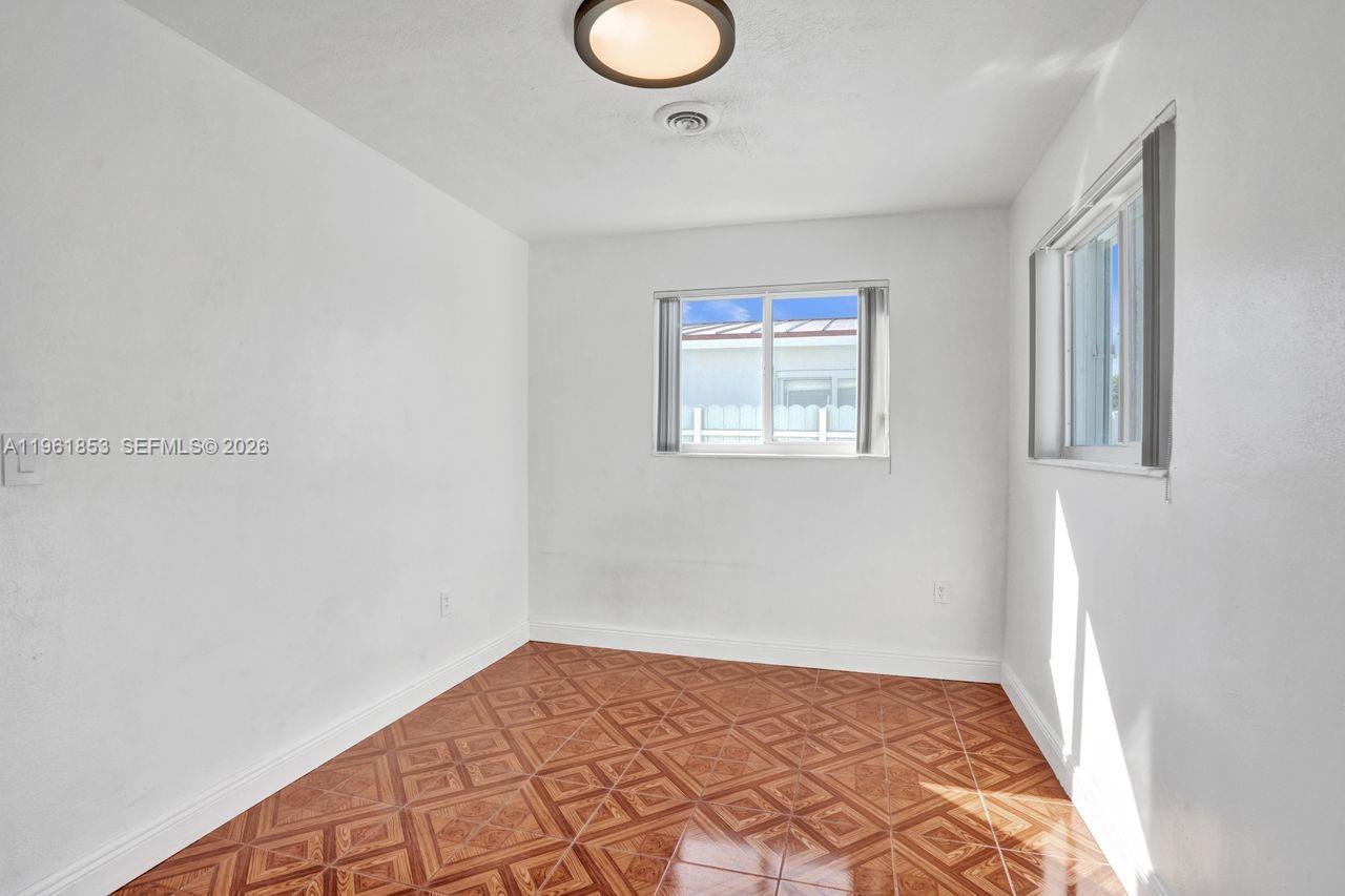 MIRAMAR ISLES SEC 3 - Residential