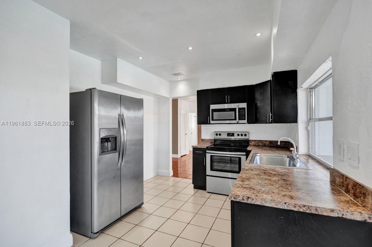 MIRAMAR ISLES SEC 3 - Residential