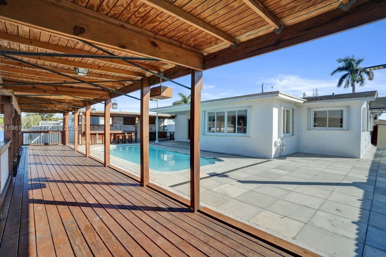 MIRAMAR ISLES SEC 3 - Residential