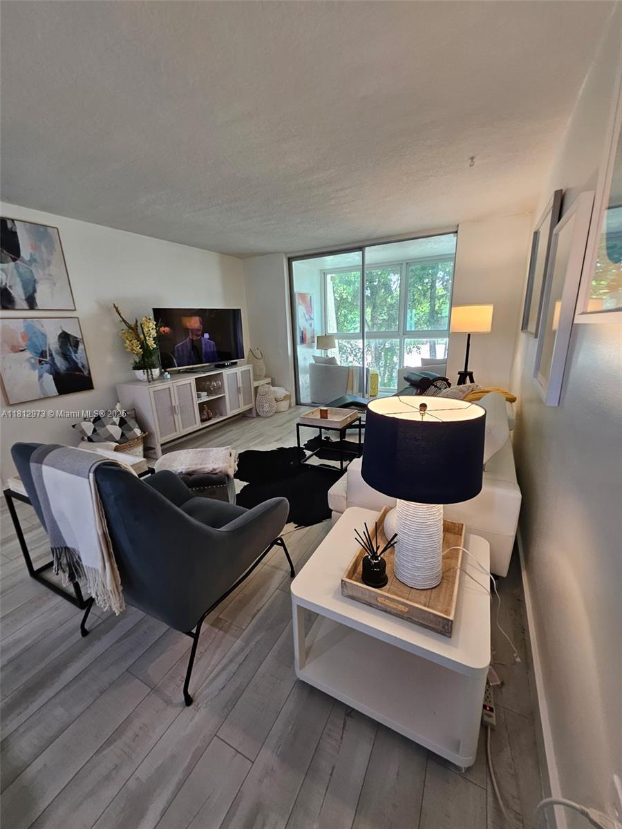 9081 Lime Bay Blvd 302