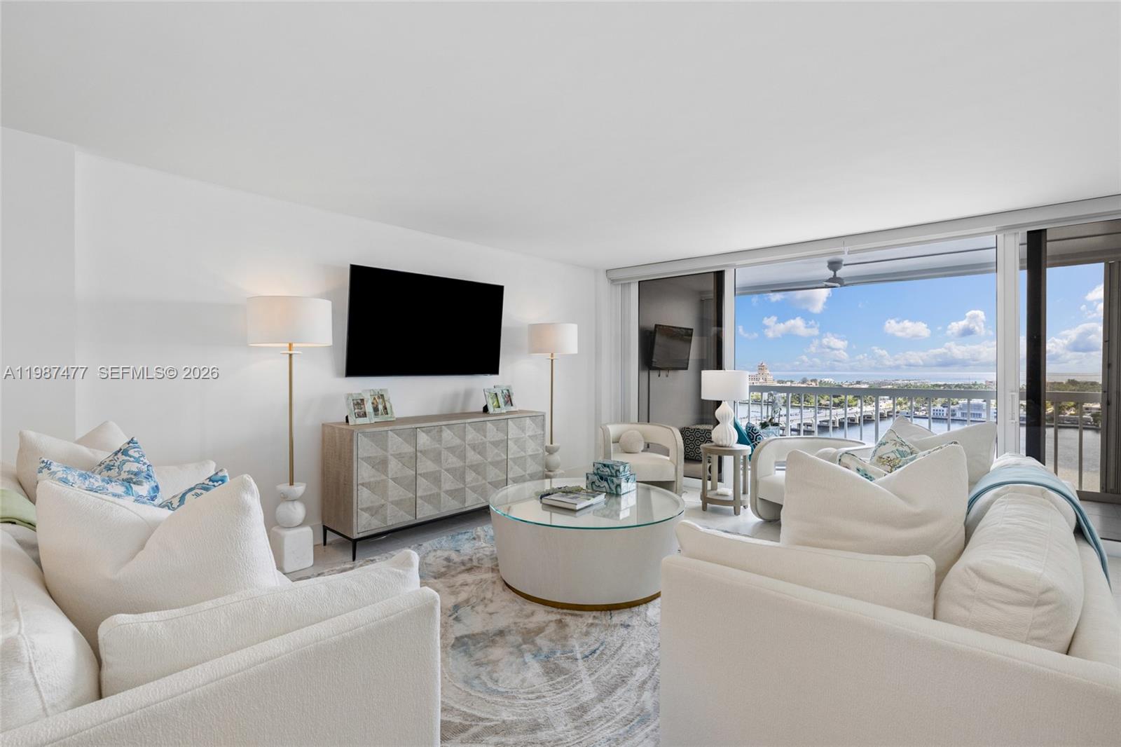 400 N Flagler Dr 2003