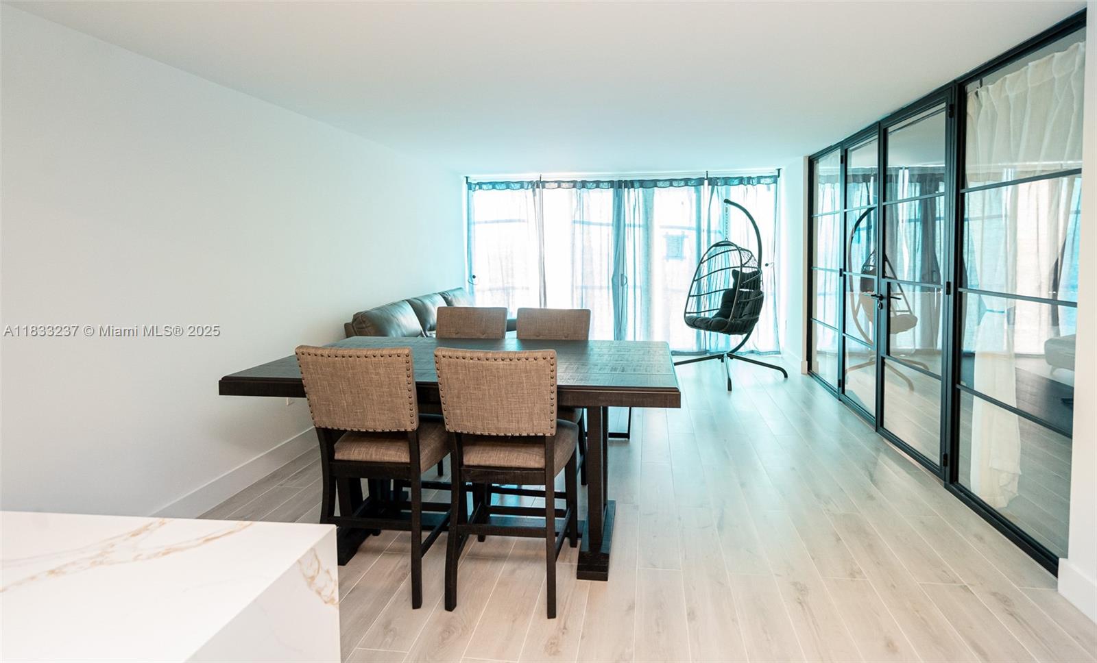 18081 Biscayne Blvd 503