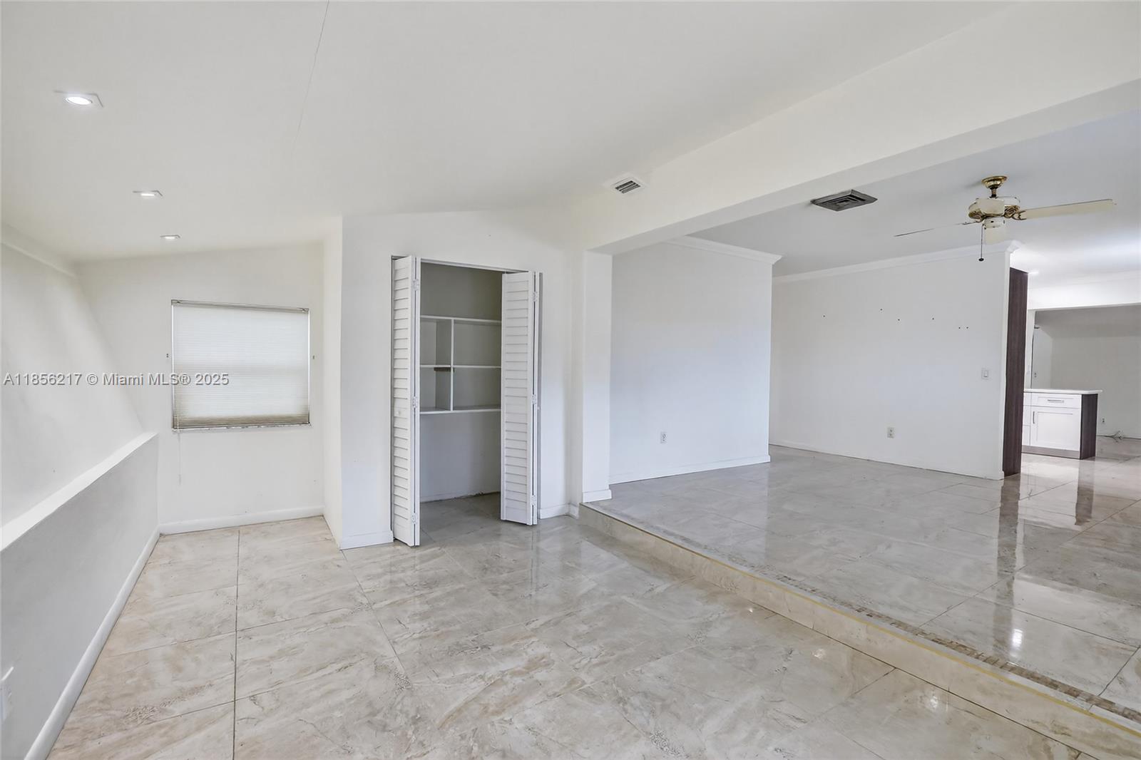 SUNSWEPT ISLE - Residential