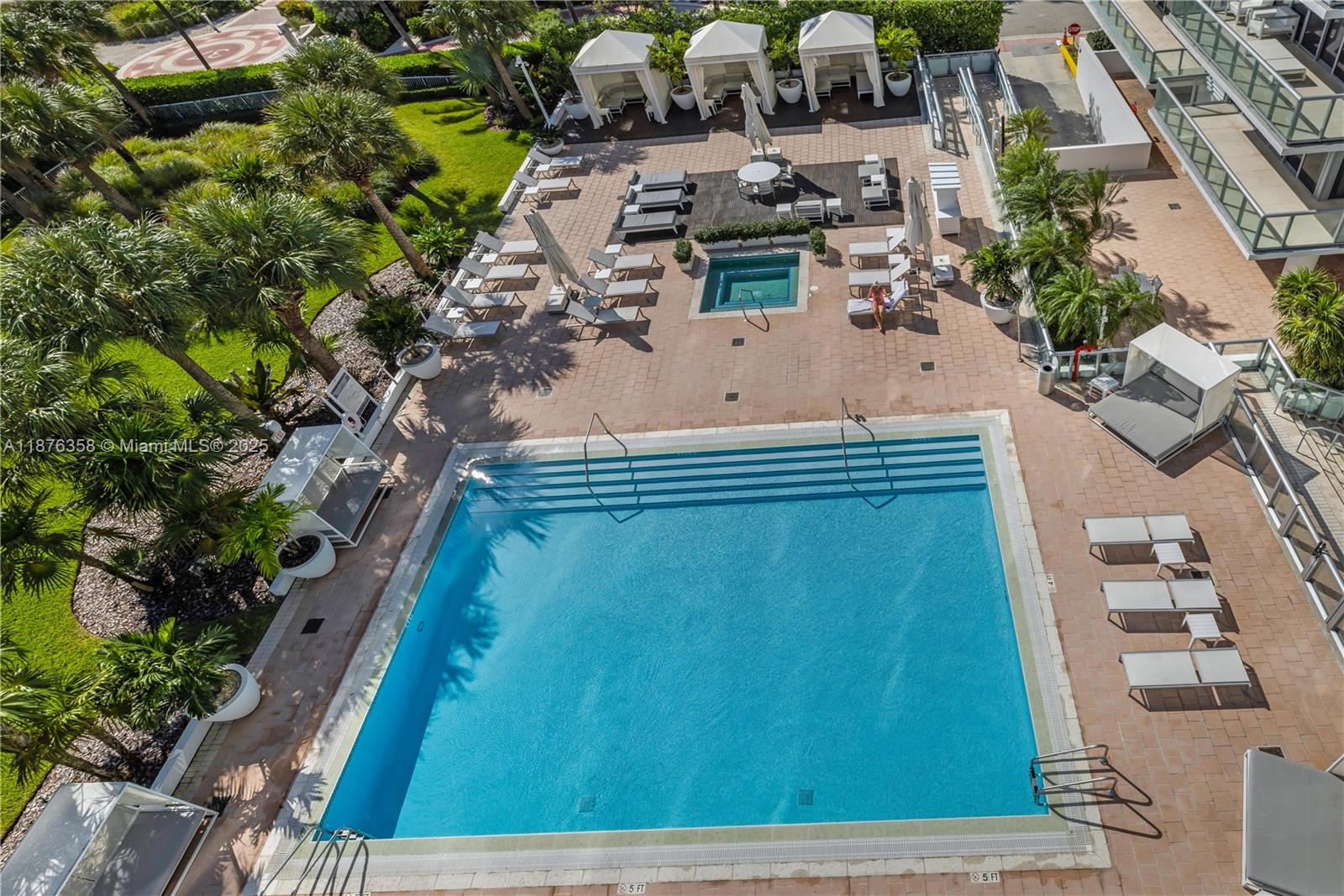 THE CARIBBEAN CONDO - Residential Lease