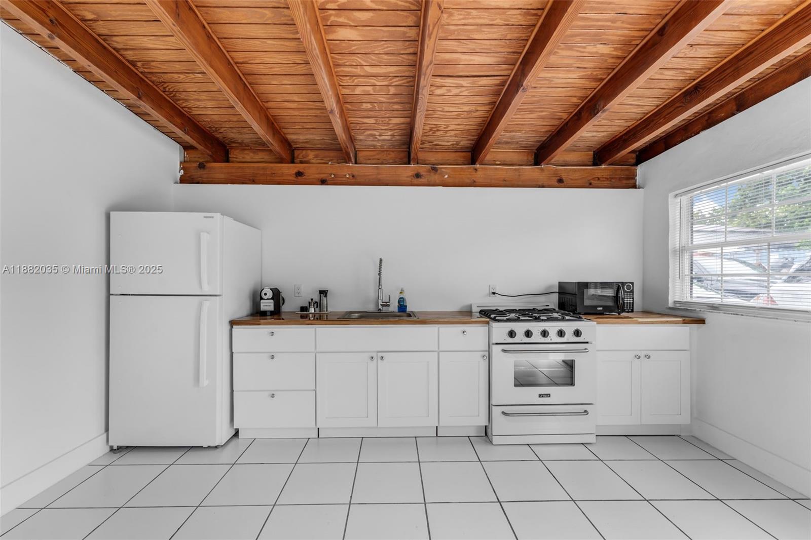 Acreag0002 - Residential