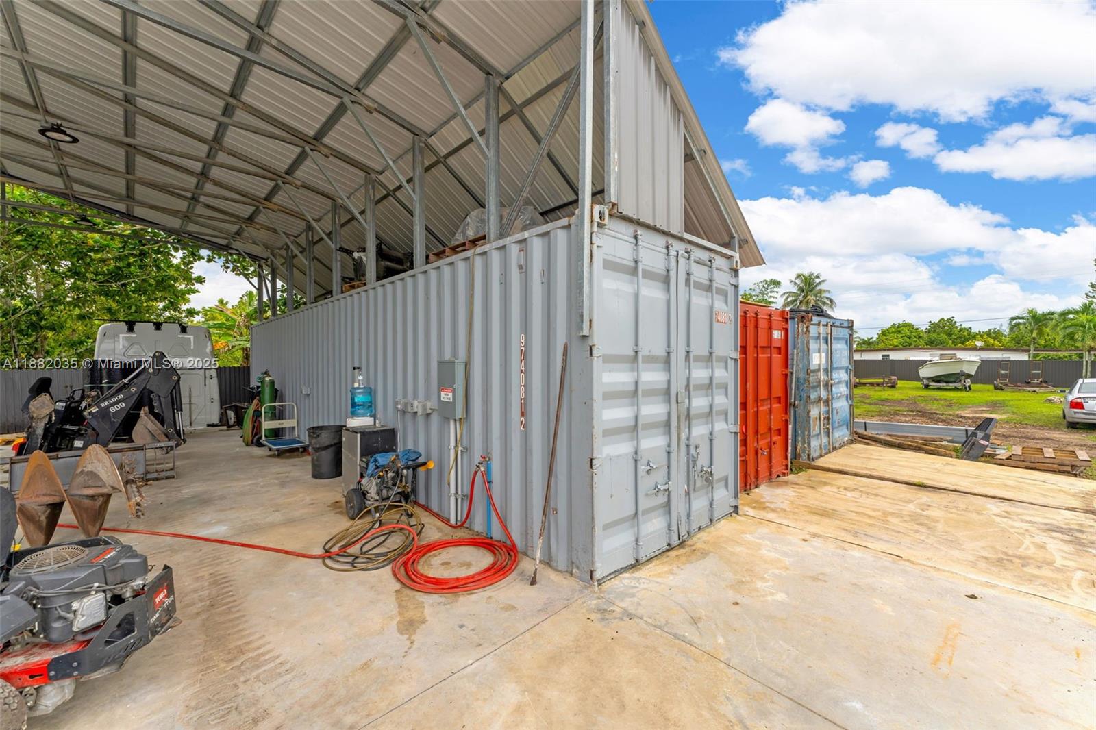 Acreag0002 - Residential