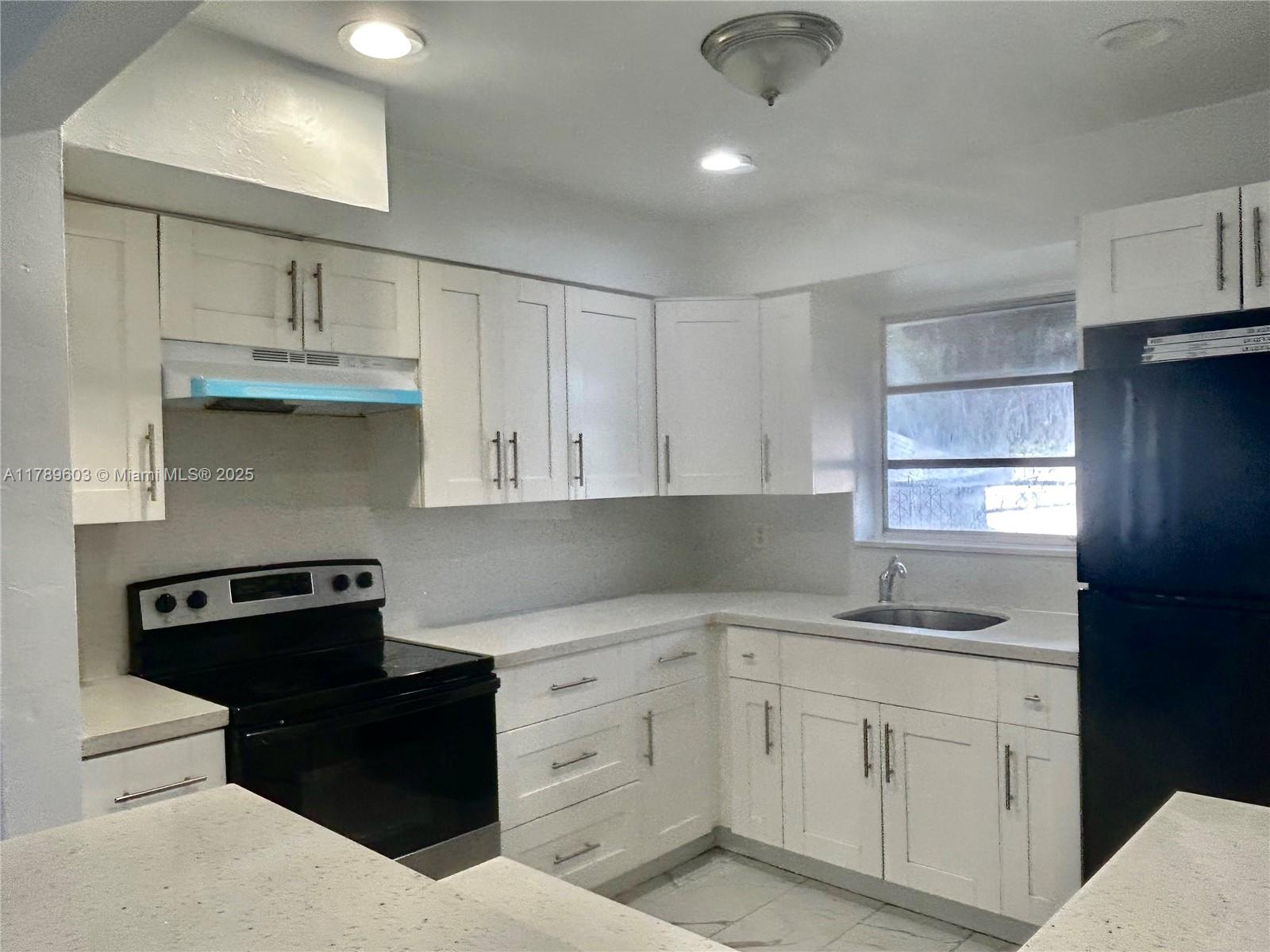 Rental Property at 2846 Fletcher St, Hollywood, Broward County, Florida - Bedrooms: 3 
Bathrooms: 1  - $2,800 MO.
