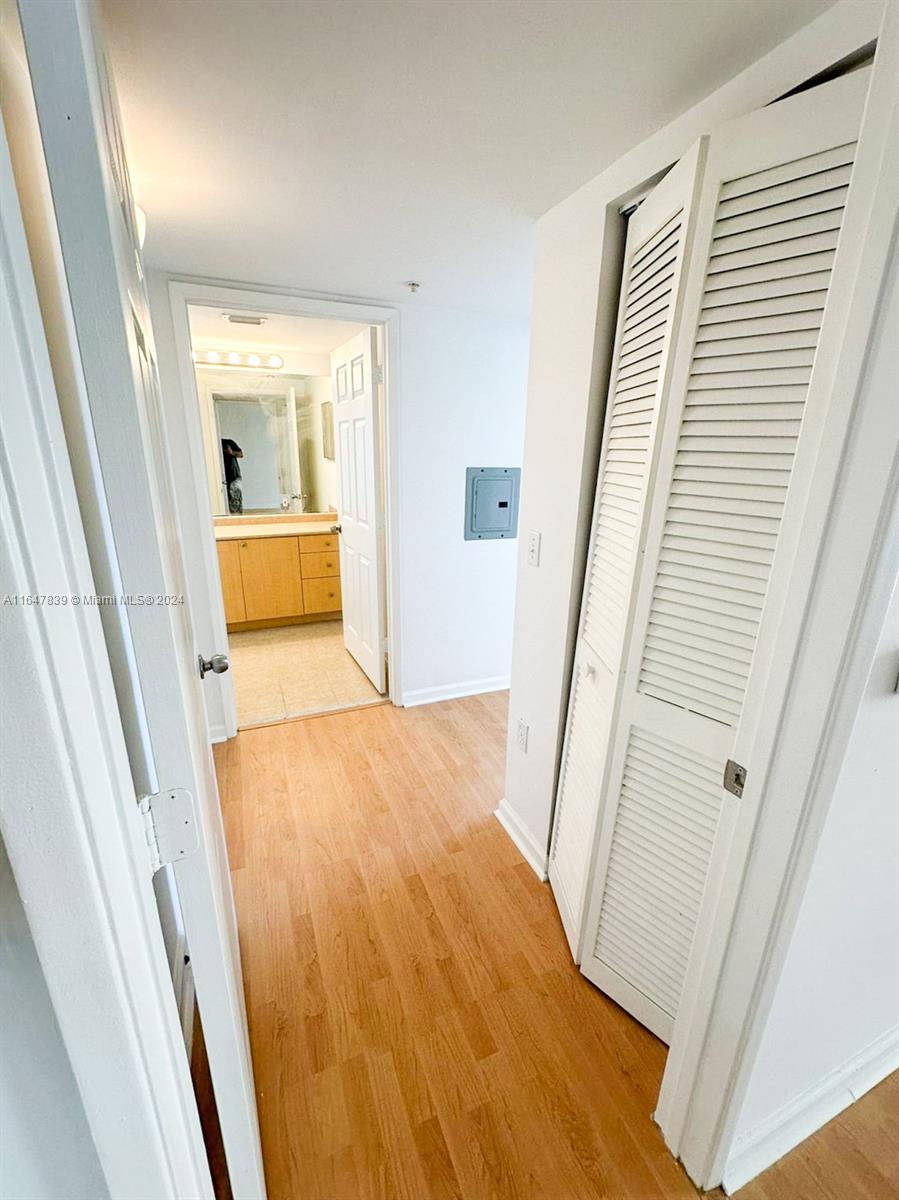 REGENT PARK CONDO - Residential