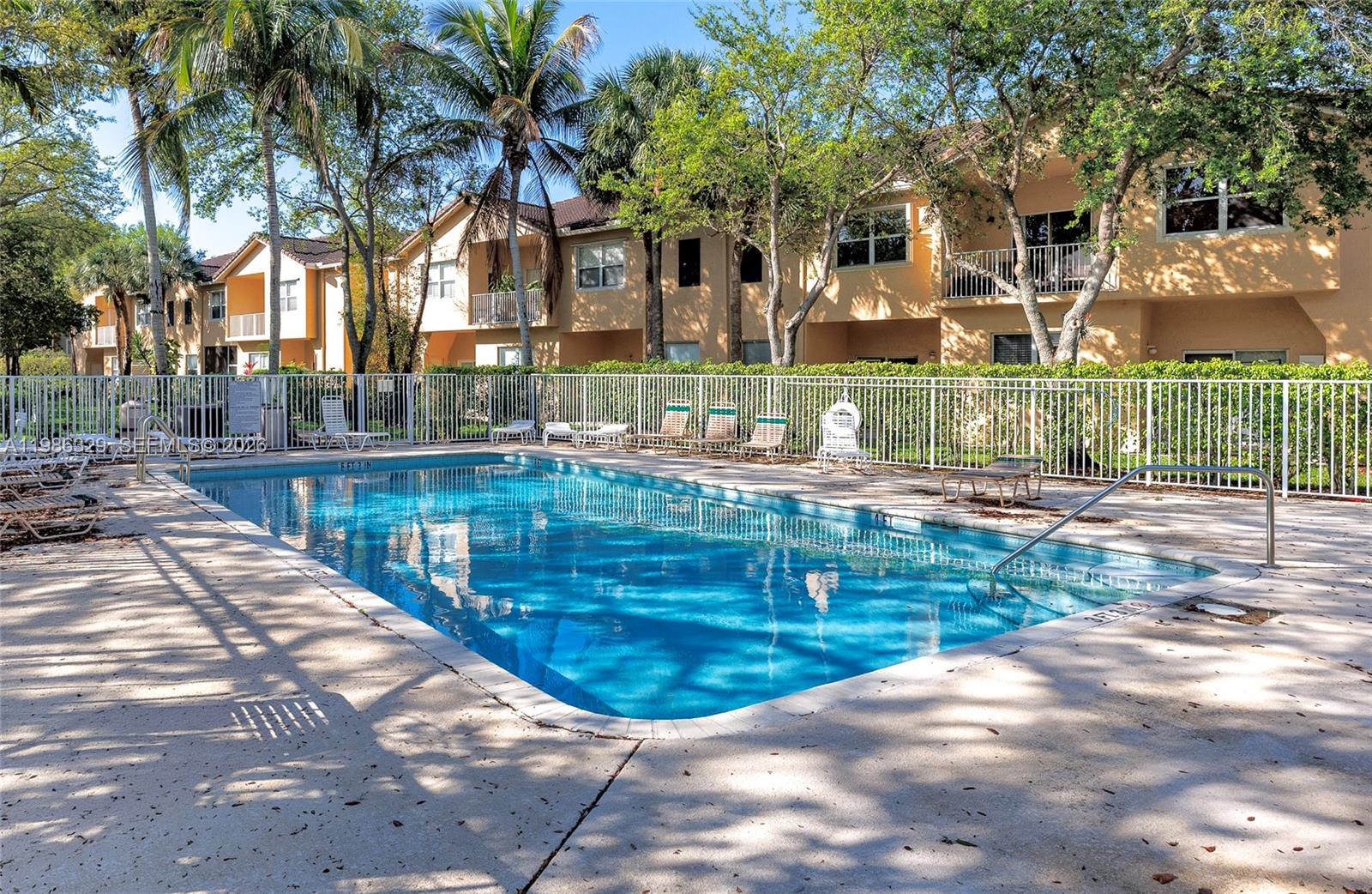 CRESTWOOD AT CAROLINA CON - Residential Lease