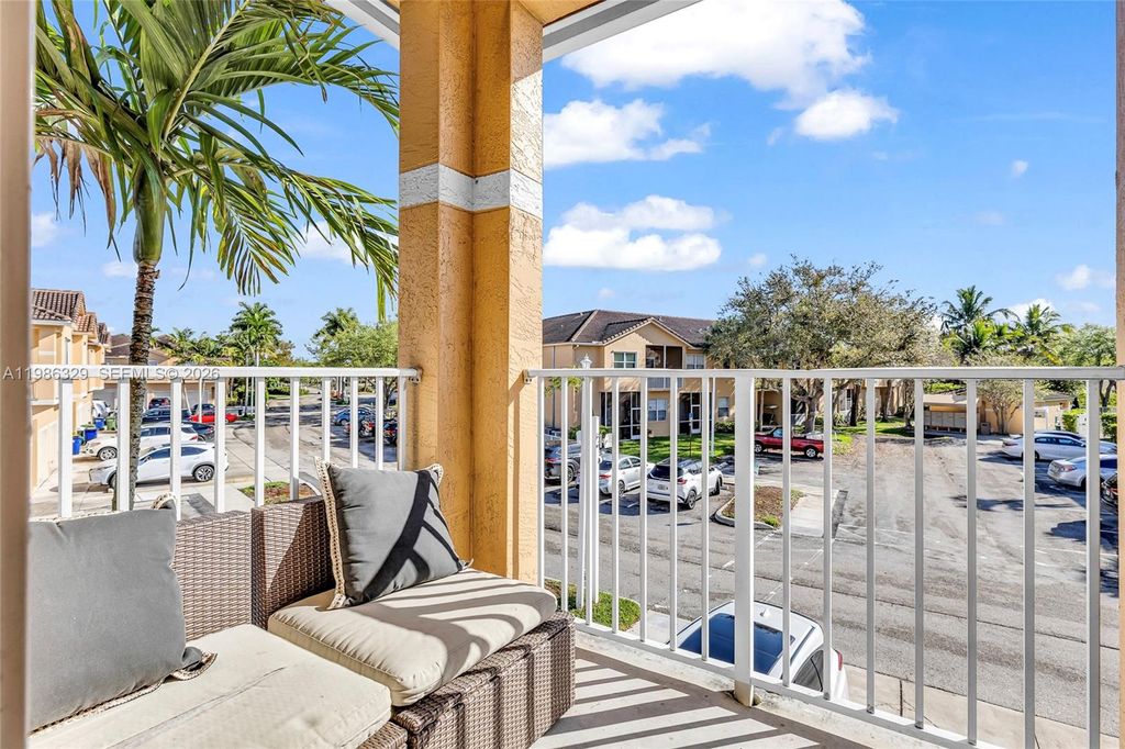 Photo of 2905 Crestwood Ter #3203, Margate, FL 33063 (MLS # A11986329)