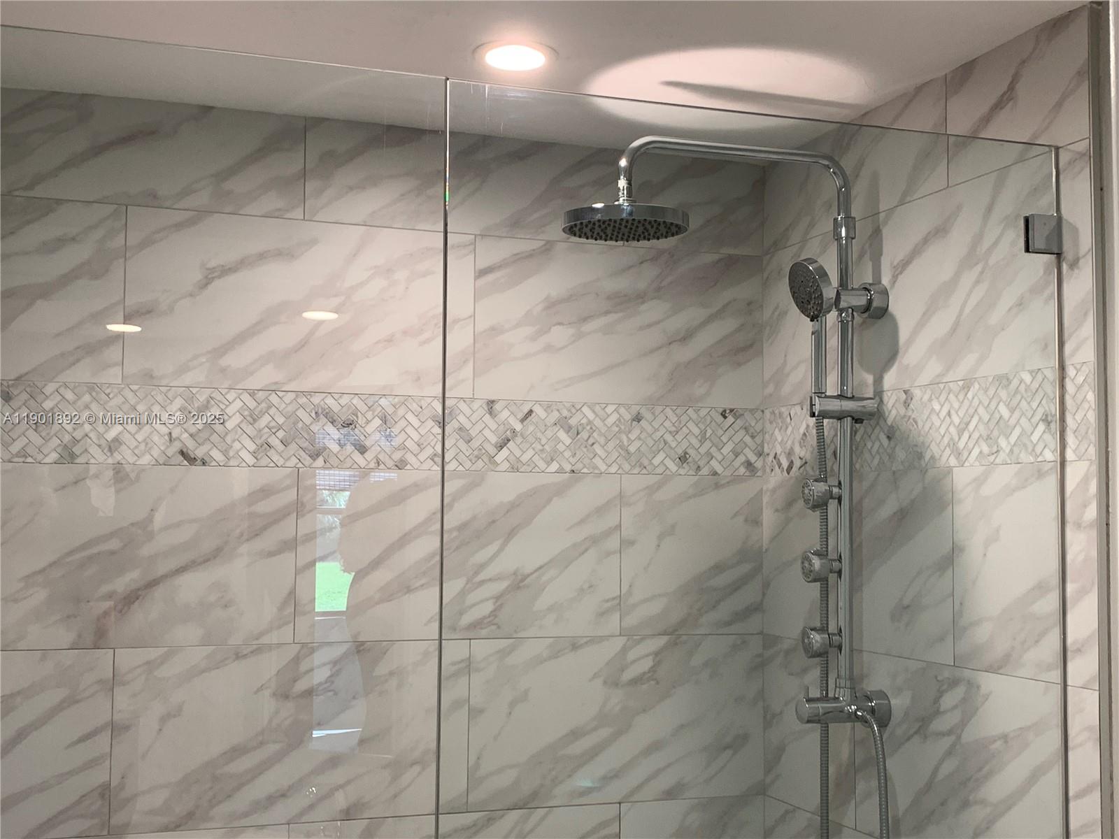 HANSONS LANDING CONDO - Residential