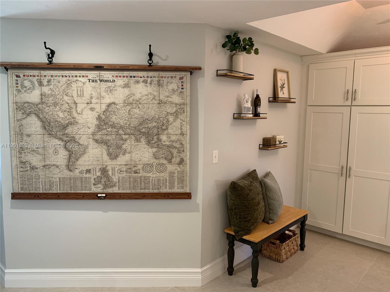 HANSONS LANDING CONDO - Residential