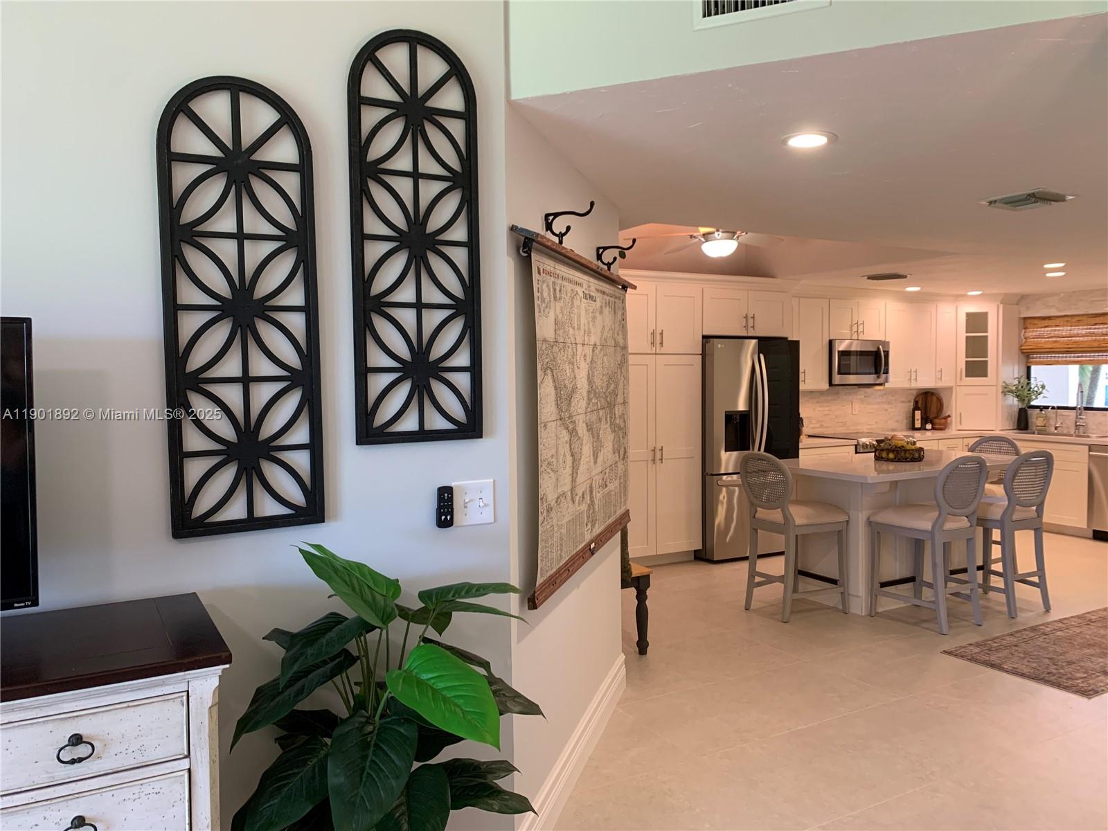 HANSONS LANDING CONDO - Residential