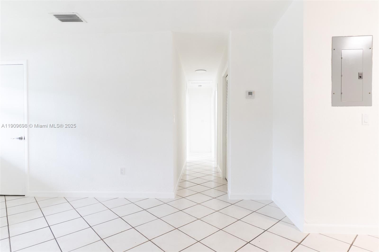 MYRTLE GROVE - Residential