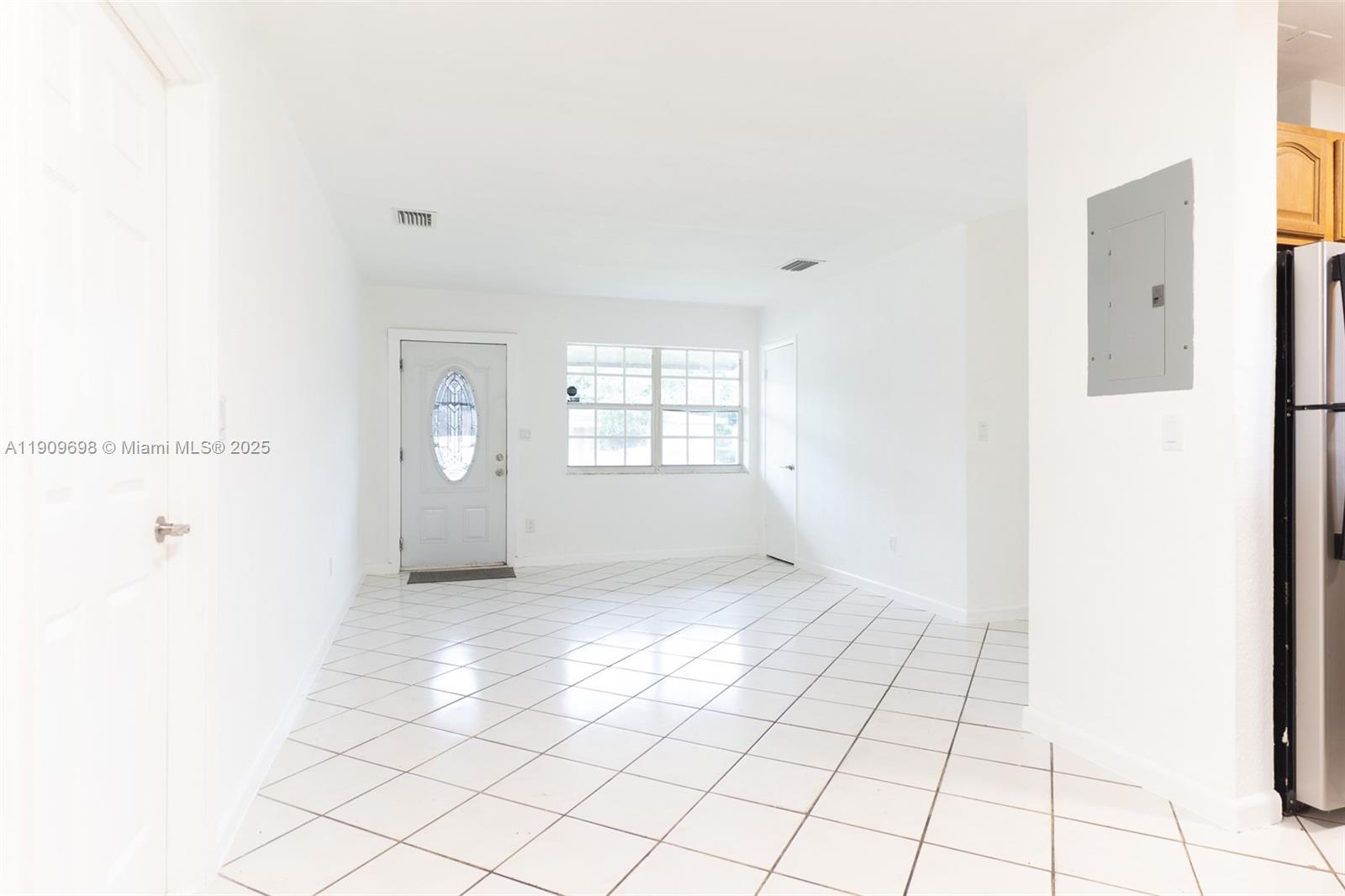 MYRTLE GROVE - Residential