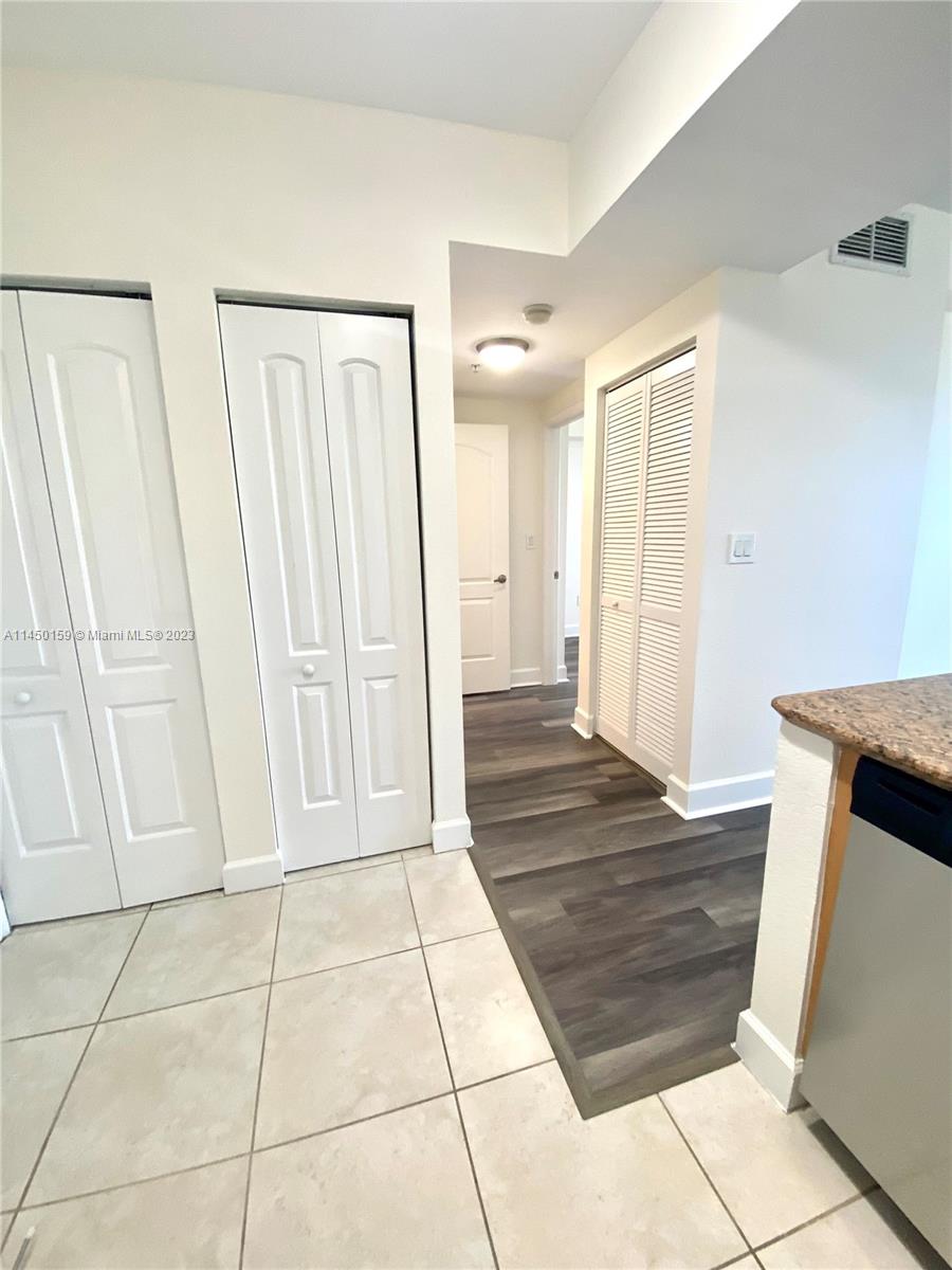 RADIUS CONDO - Residential Lease