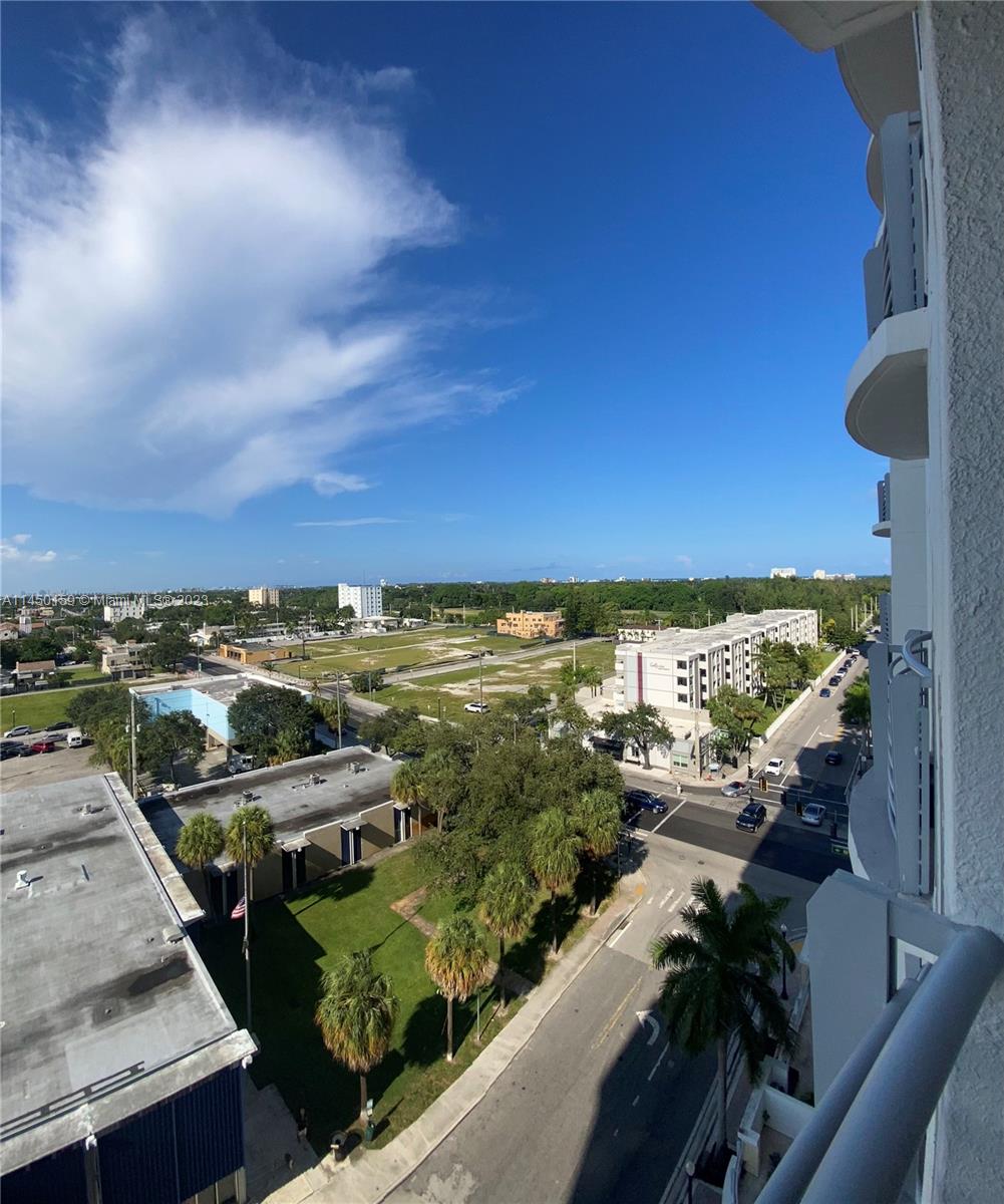 RADIUS CONDO - Residential Lease