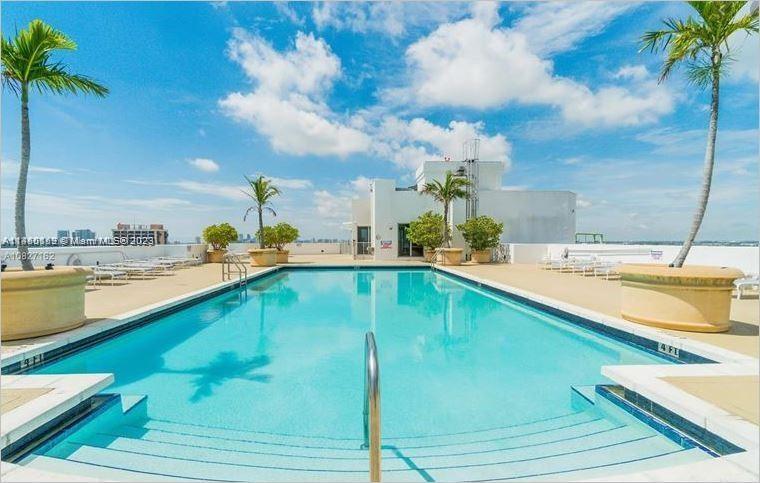 RADIUS CONDO - Residential Lease