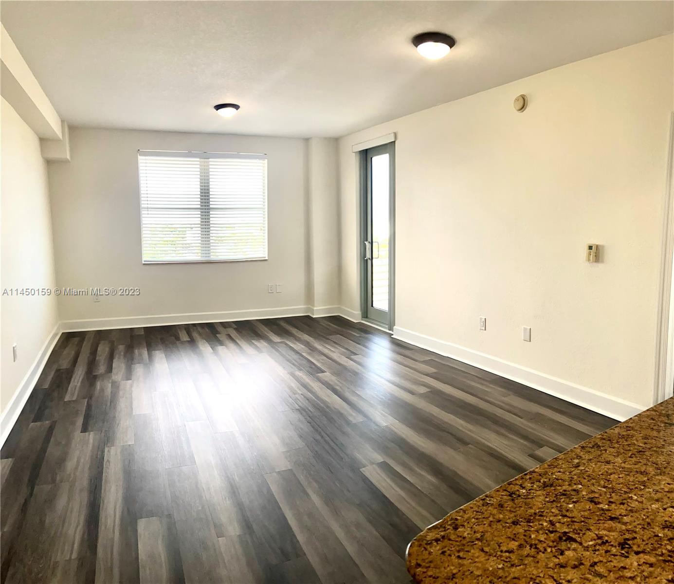 RADIUS CONDO - Residential Lease