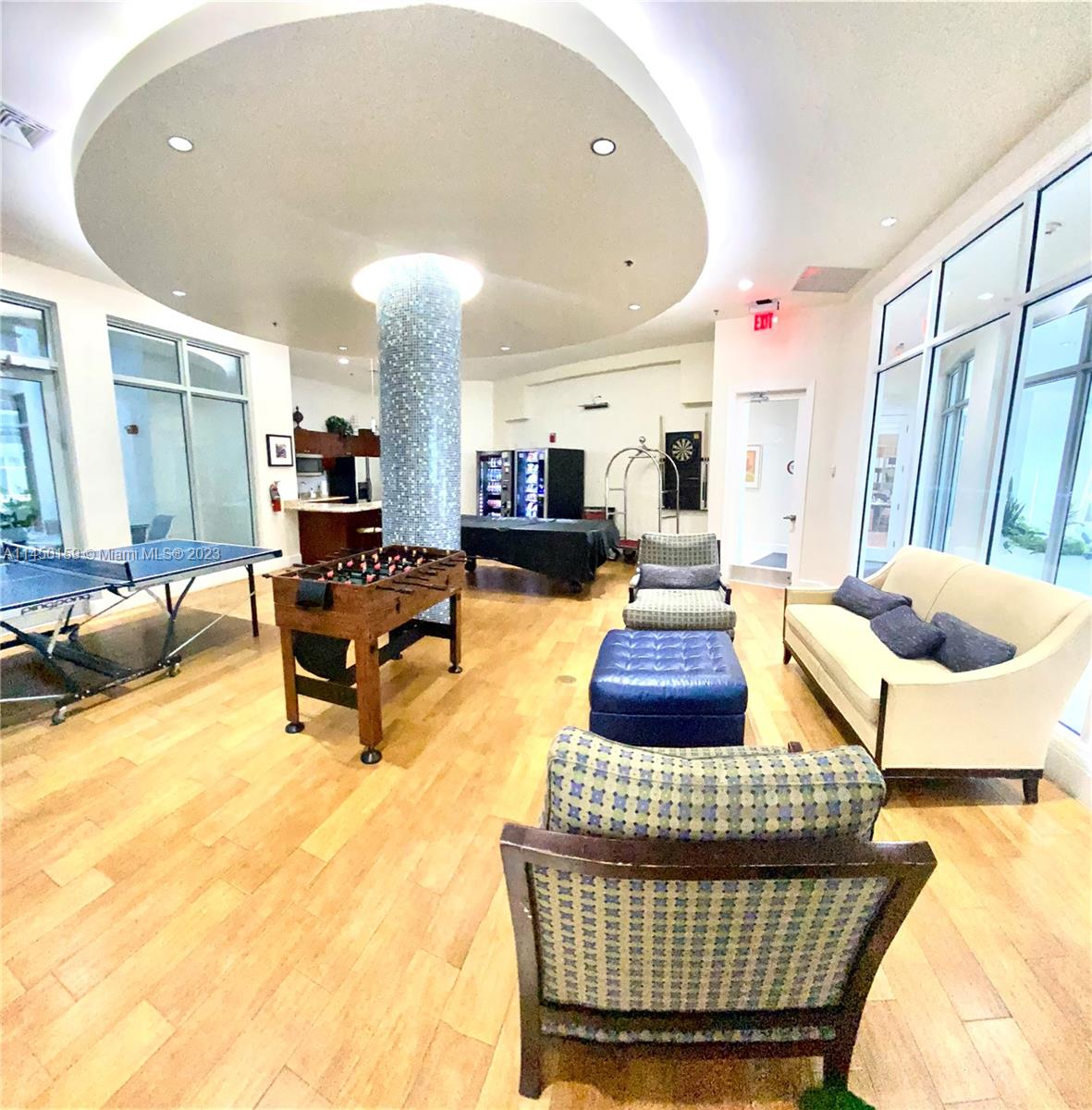 RADIUS CONDO - Residential Lease