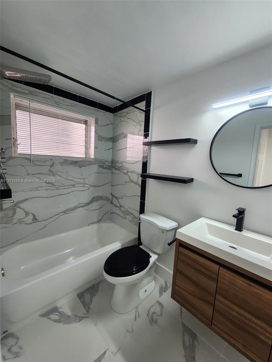 ISLE OF NORMANDY MIAMI VI - Residential Lease