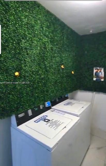 ISLE OF NORMANDY MIAMI VI - Residential Lease