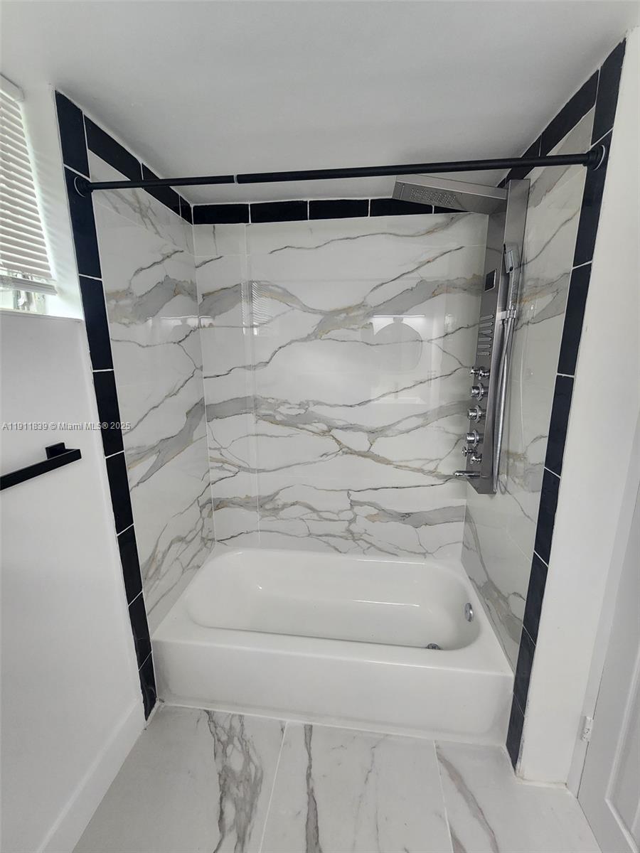 ISLE OF NORMANDY MIAMI VI - Residential Lease