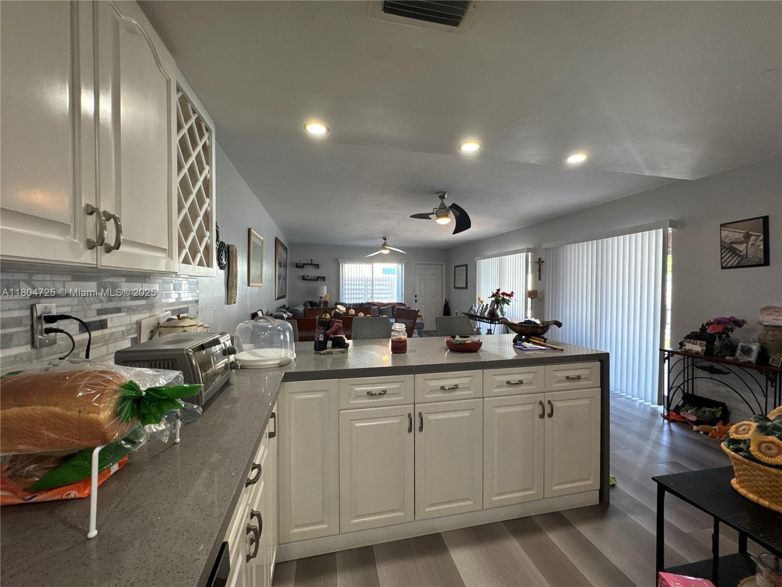 KENDALL CENTER - Residential
