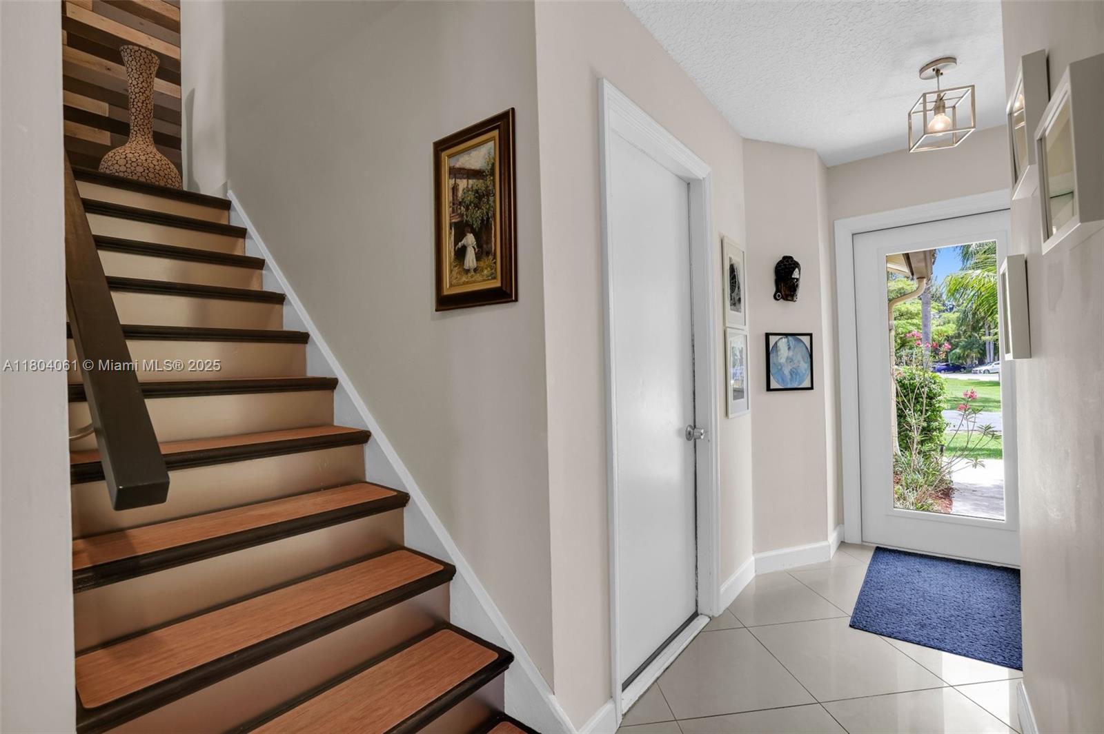 WOODSTREAM - Residential Lease