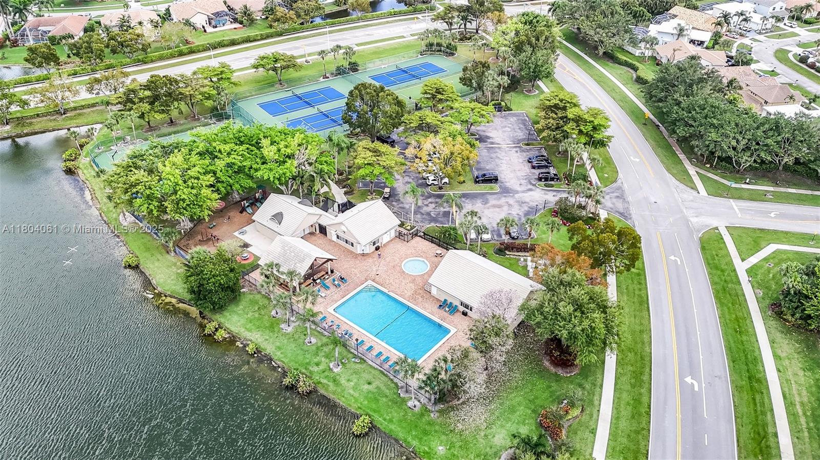 WOODSTREAM - Residential Lease