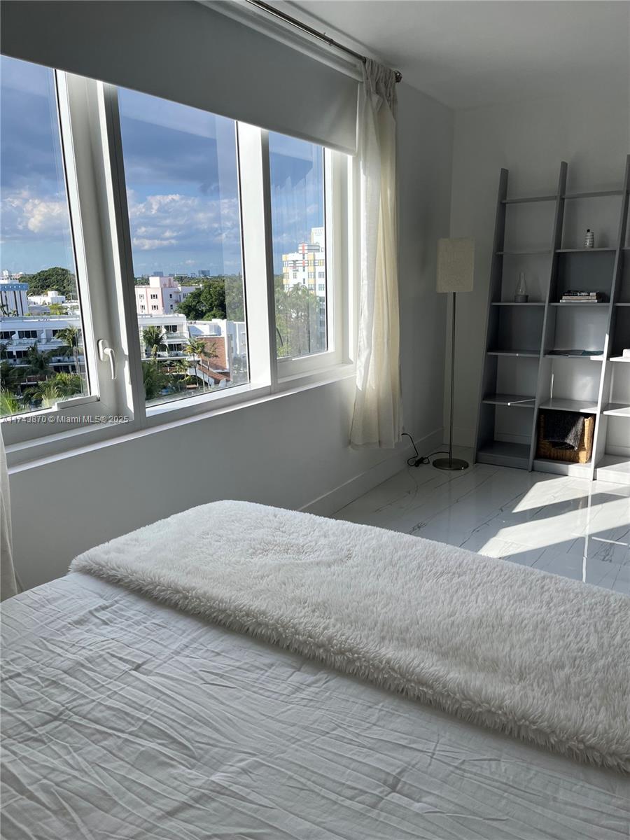 RONEY PALACE CONDO - Residential