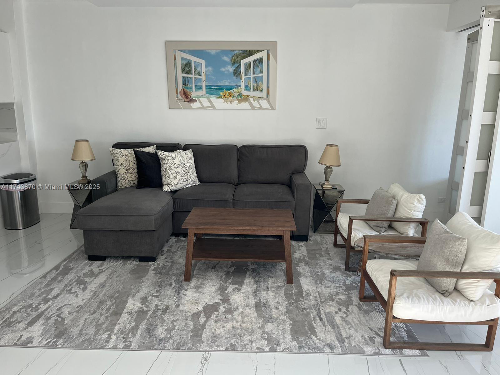 RONEY PALACE CONDO - Residential
