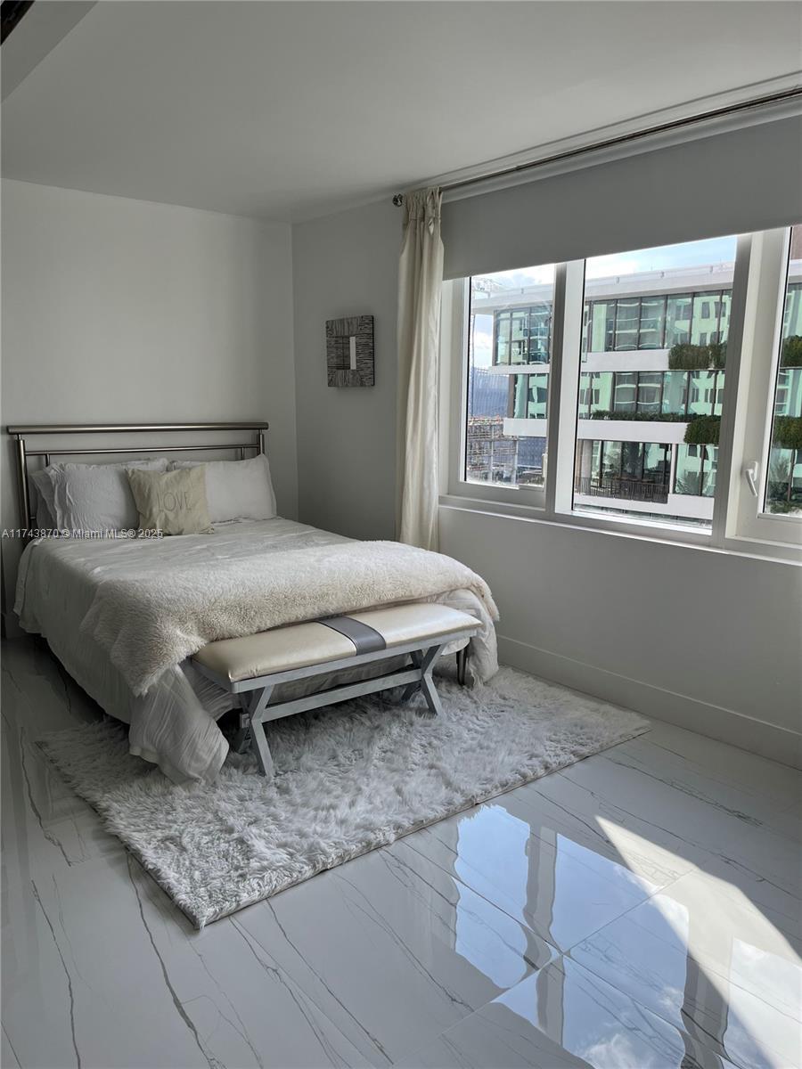 RONEY PALACE CONDO - Residential