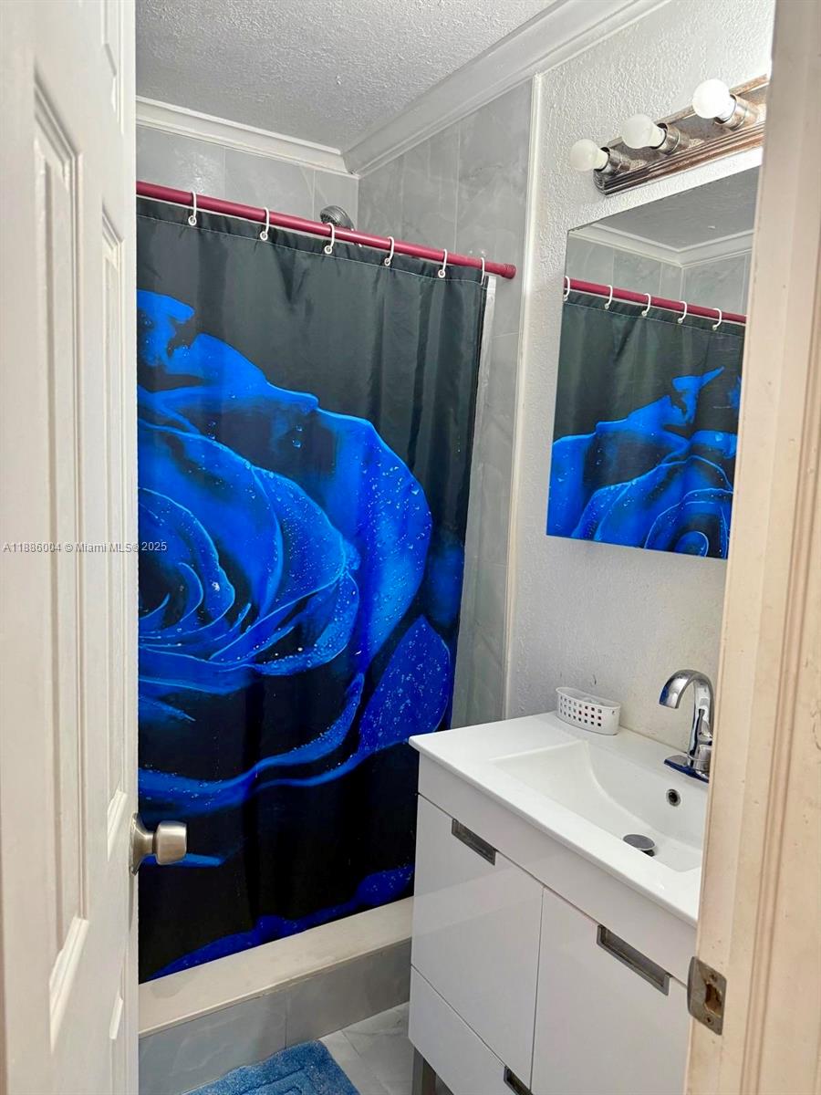 CAROL CITY GDNS 1ST ADDN - Residential